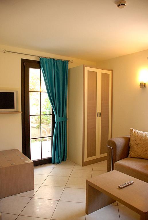 Costa Queen Suites Gümbet Kültér fotó