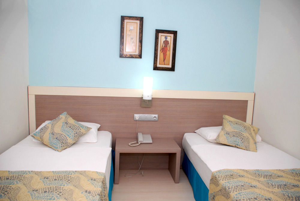 Costa Queen Suites Gümbet Kültér fotó