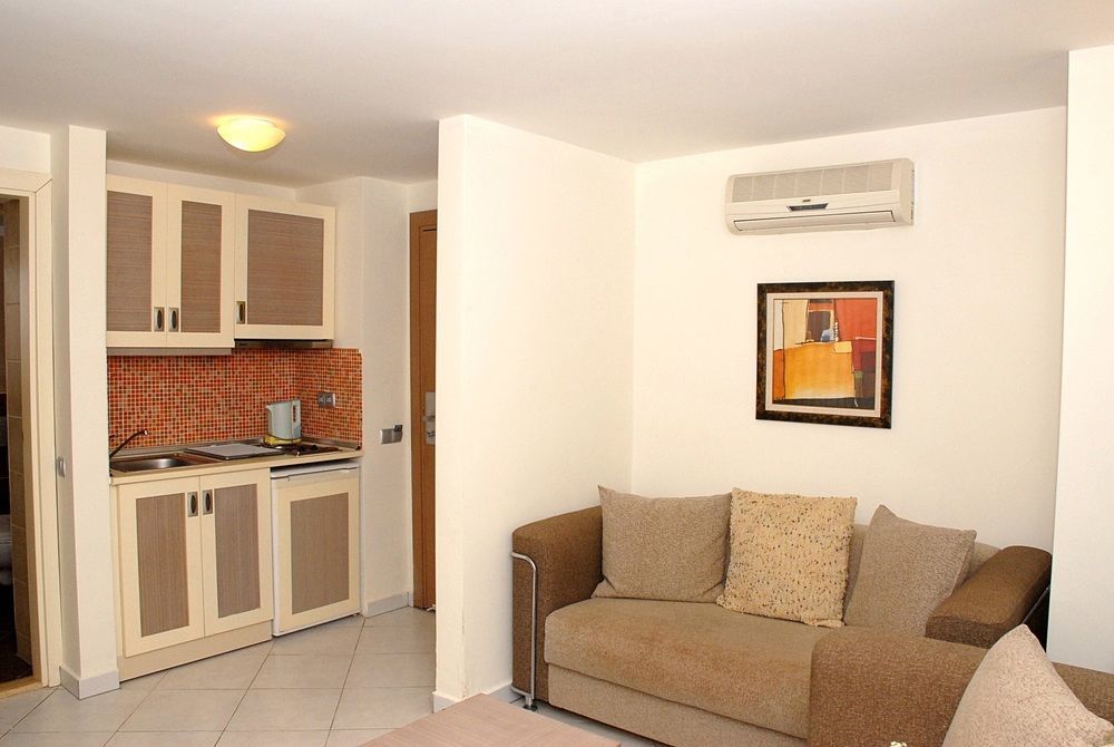 Costa Queen Suites Gümbet Kültér fotó
