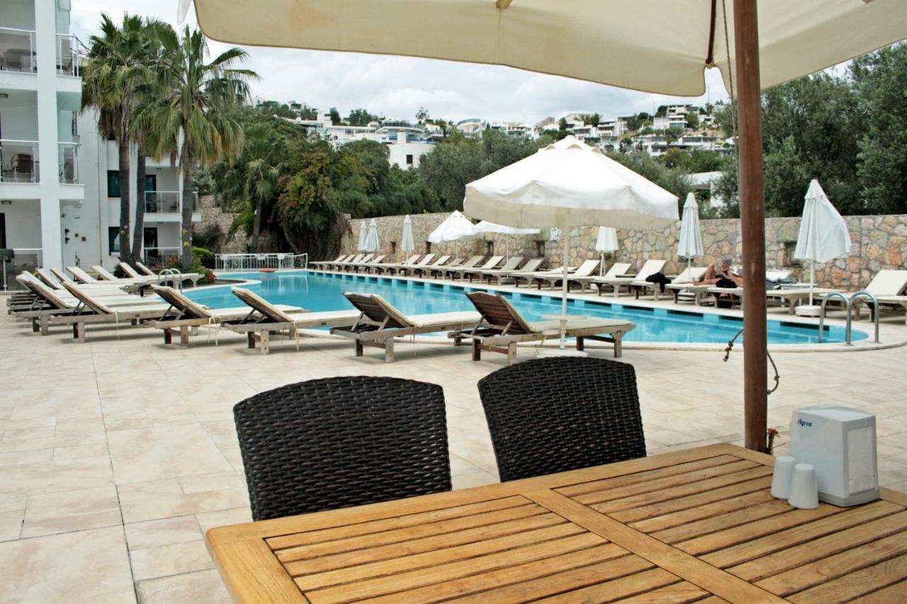 Costa Queen Suites Gümbet Kültér fotó