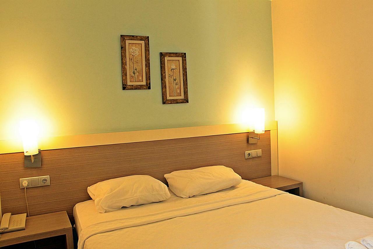 Costa Queen Suites Gümbet Kültér fotó